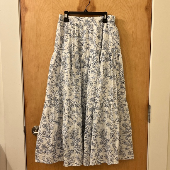 Hudson North White Blue Floral Print Tiered Volume Maxi Skirt Size S - Picture 1 of 7